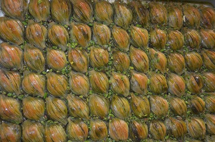 Fıstıklı Midye Baklava Tepsi